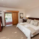 Maatskappy 6 beeld ACACIA LODGE Guest Houses in Bloemfontein FS