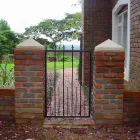 Maatskappy 36 beeld GATE AND FENCE Steel Fencing in Durban KZN