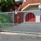 Maatskappy 51 beeld GATE AND FENCE Steel Fencing in Durban KZN