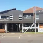 Maatskappy 1 beeld HAIR RENEWAL STUDIOS (HAIR LOSS CLINIC) telogen effluvium in Durban KZN