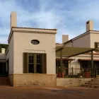 Maatskappy 4 beeld HUXHAM DENISE Residential in Pretoria GP