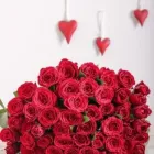 Maatskappy 1 beeld INMOTION FLOWERS Valentines Day in Durban KZN