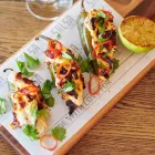 Maatskappy 5 beeld SALSA Tequila in Johannesburg GP