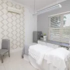 Maatskappy 5 beeld SKIN RENEWAL (DURBAN) www Skinonline.Co.Za in Durban KZN