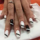 Maatskappy 9 beeld VEE'S NAILS AND SPA waxing in midrand in Midrand GP