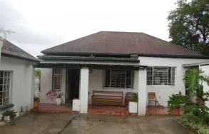 Maatskappy 2 beeld ONS KONTREI GUEST HOUSE Guest Houses in Uitenhage EC