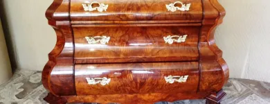 Maatskappy 3 beeld A & D KIRILOV ANTIQUE RESTORERS Water Damage in Johannesburg GP