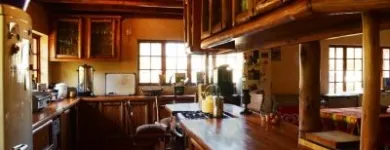 Maatskappy 8 beeld FAT PONY BACKPACKERS & RIDING CENTRE Wine Tasting Routes in Cape Town WC