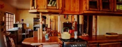 Maatskappy 9 beeld FAT PONY BACKPACKERS & RIDING CENTRE Wine Tasting Routes in Cape Town WC