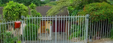 Maatskappy 60 beeld GATE AND FENCE Steel Fencing in Durban KZN