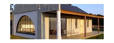 Maatskappy 5 beeld HILLHOUSE Windsurfing in Howick KZN