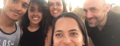 Maatskappy 5 beeld UCT ENGLISH LANGUAGE CENTRE Language School in Cape Town WC