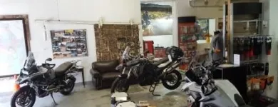 Maatskappy 2 beeld WILD AT HEART ADVENTURE Tyre Repair in Cape Town WC