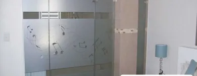 Maatskappy 24 beeld WINDOW FROSTING - O2 DESIGNS Windows in Johannesburg GP