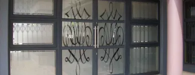 Maatskappy 36 beeld WINDOW FROSTING - O2 DESIGNS Windows in Johannesburg GP
