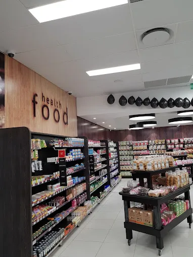 Maatskappy 1 beeld DIS-CHEM PHARMACY BALLITO LIFESTYLE CENTRE