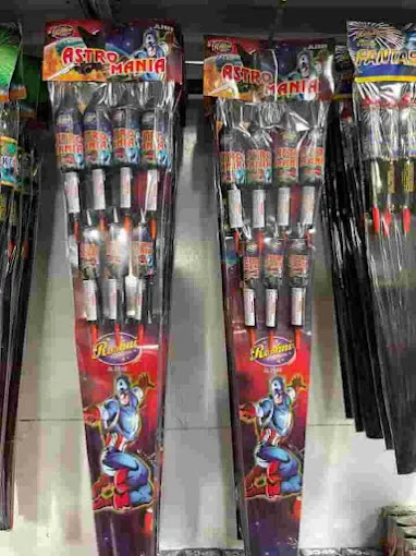 Maatskappy 6 beeld ROSHNI FIREWORKS