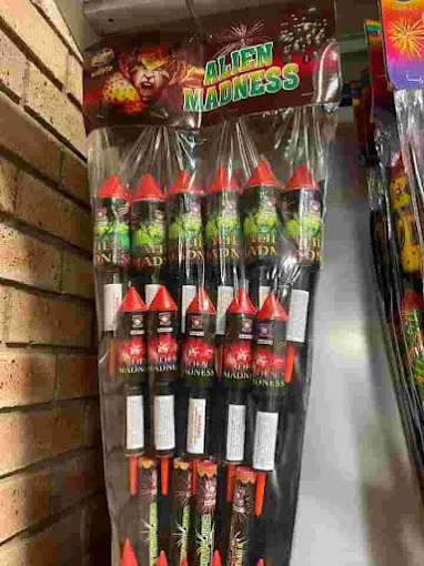 Maatskappy 7 beeld ROSHNI FIREWORKS