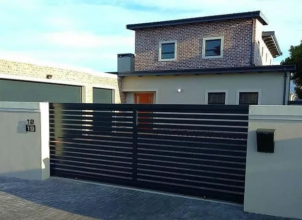 Business 11 image SPACEWORKS FRAMELESS GLASS & ALUMINIUM