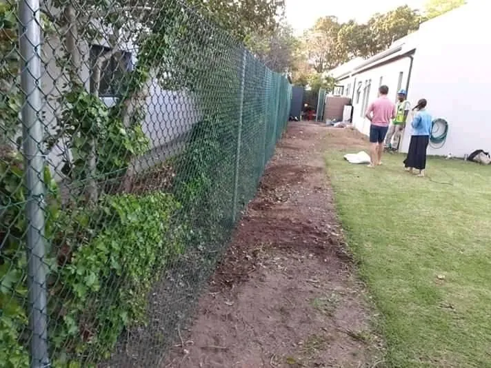 Maatskappy 2 beeld KAYA FENCE (PTY) LTD